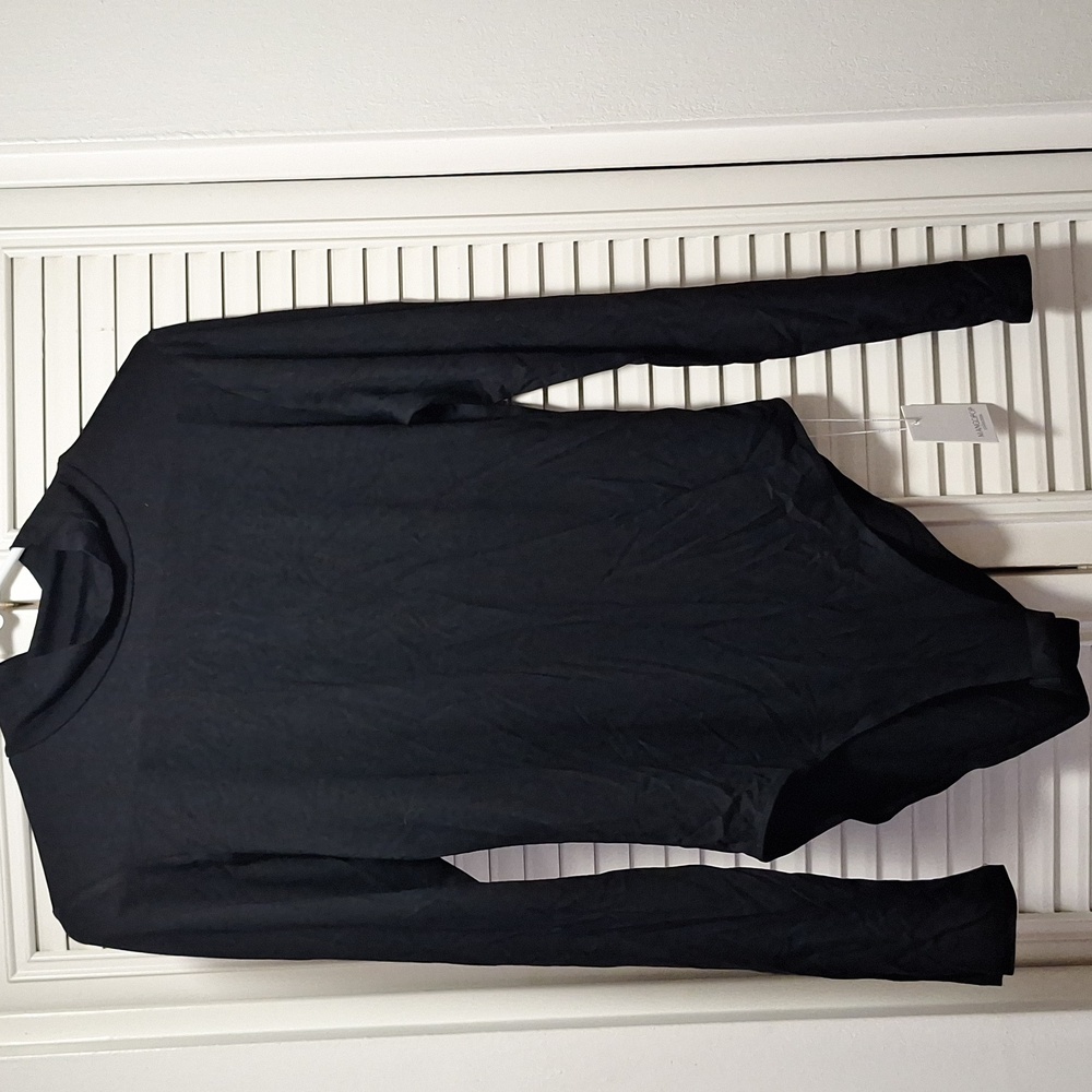 NWT-Mangopop (L) black Long sleeve , mock turtle neck body suit with snaps